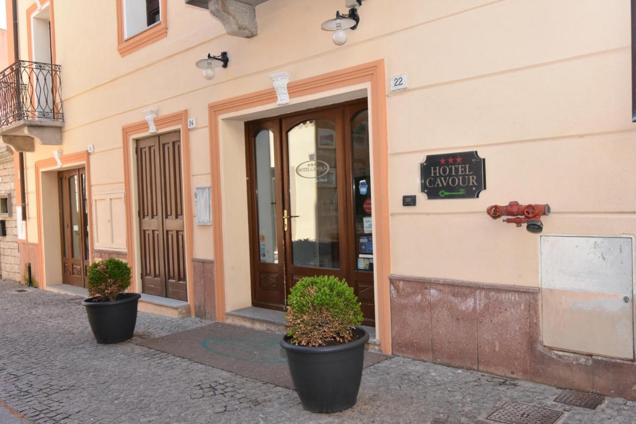 Hotel Cavour Olbia Exterior foto